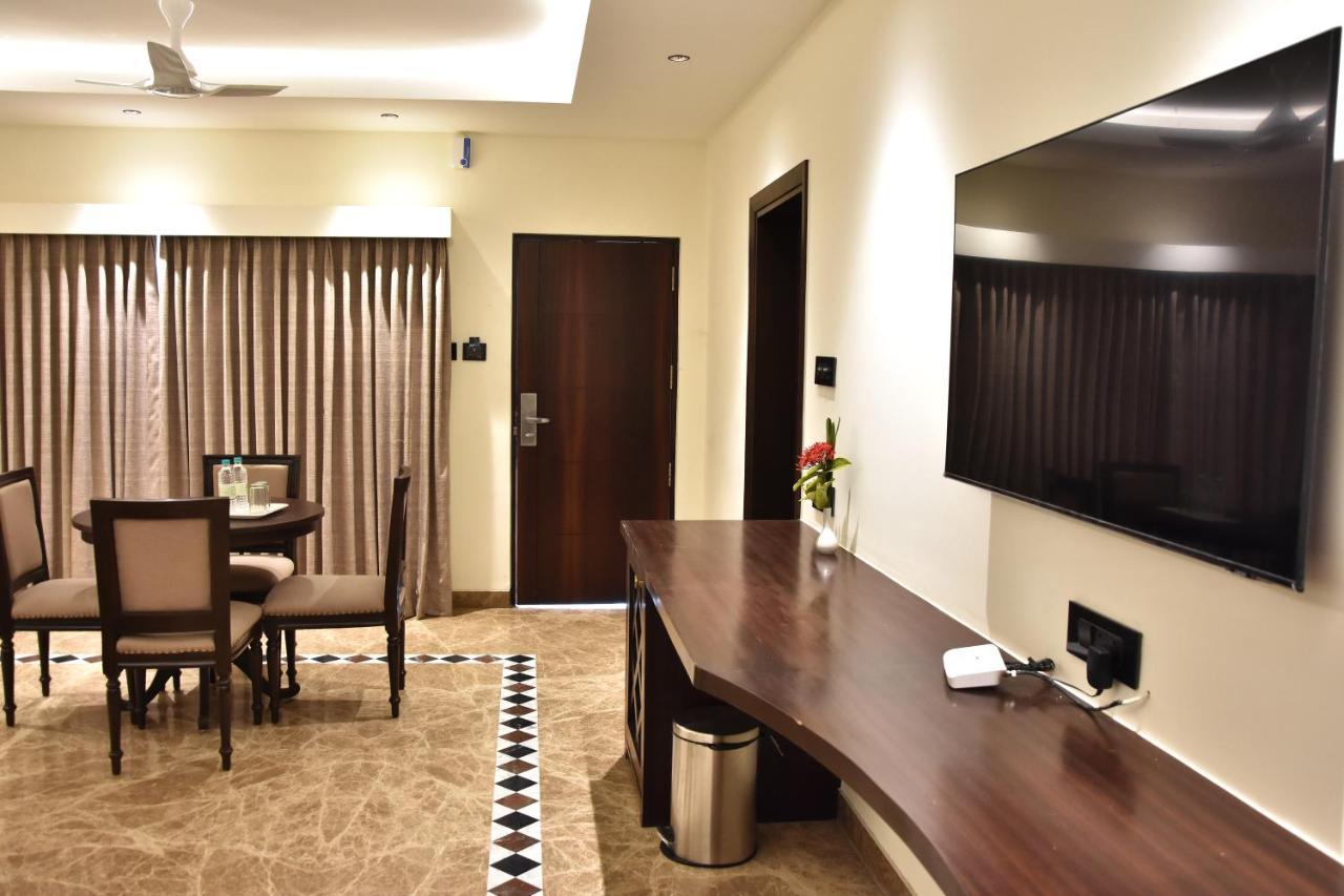 Poppys Vista Hotel Thirumurugan Poondi Exterior photo
