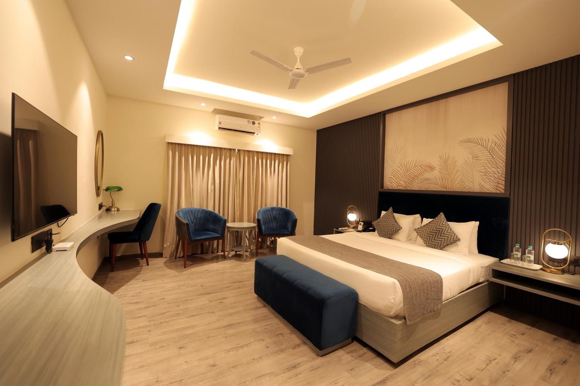 Poppys Vista Hotel Thirumurugan Poondi Exterior photo