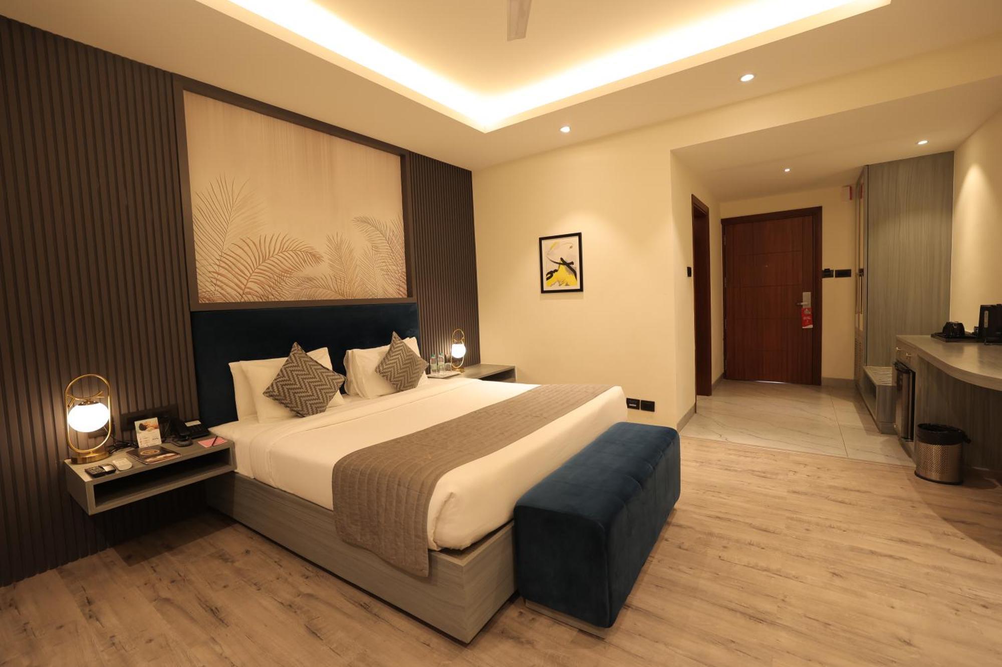 Poppys Vista Hotel Thirumurugan Poondi Exterior photo